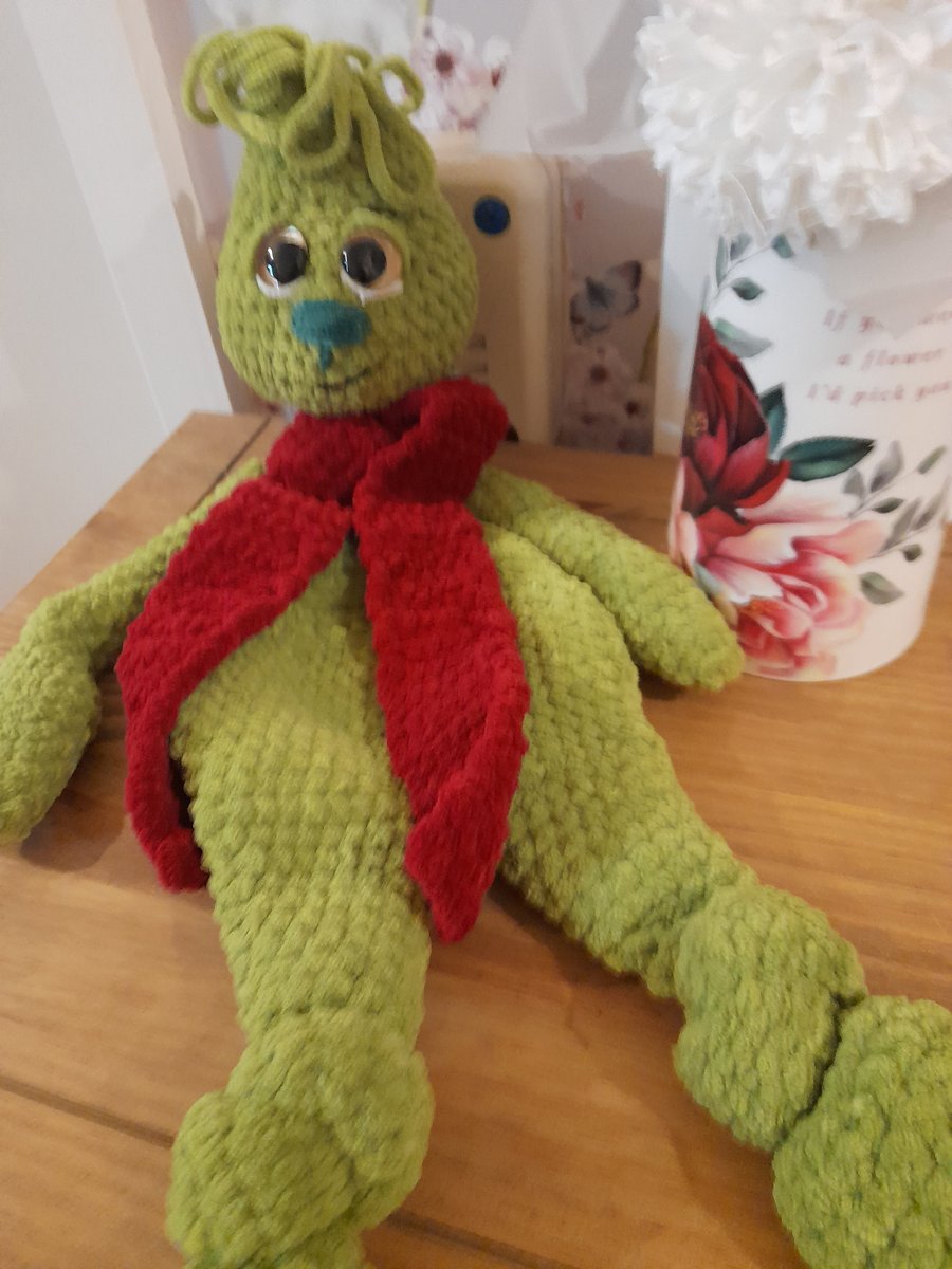 Large comforter grinch