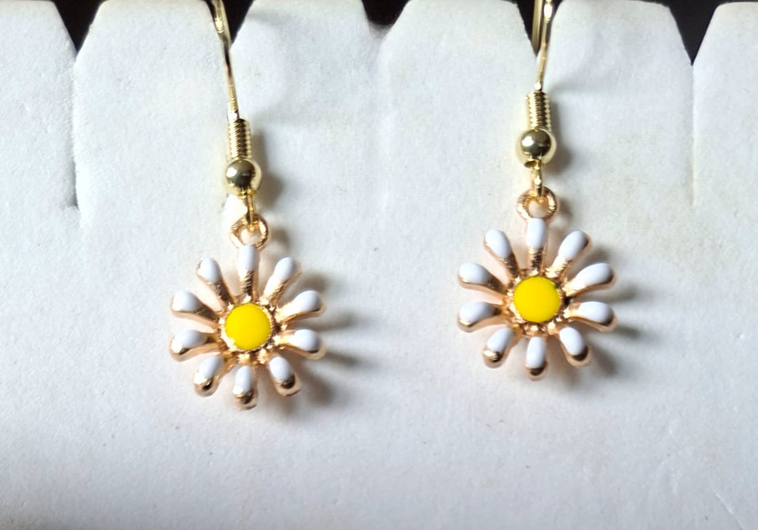 Daisy earrings 