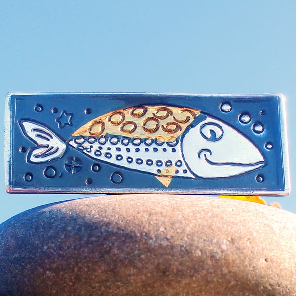 Fish brooch, silver brooch, long brooch, seaside, shell, pebble, goldfish