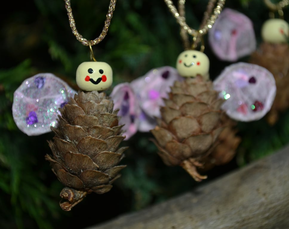Hanging Fairy Pine Cones (Pink)