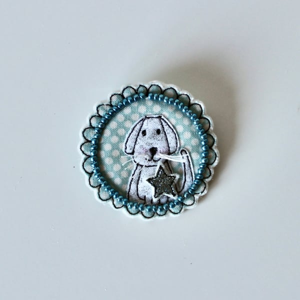 'Doggy 7' - Handmade Brooch