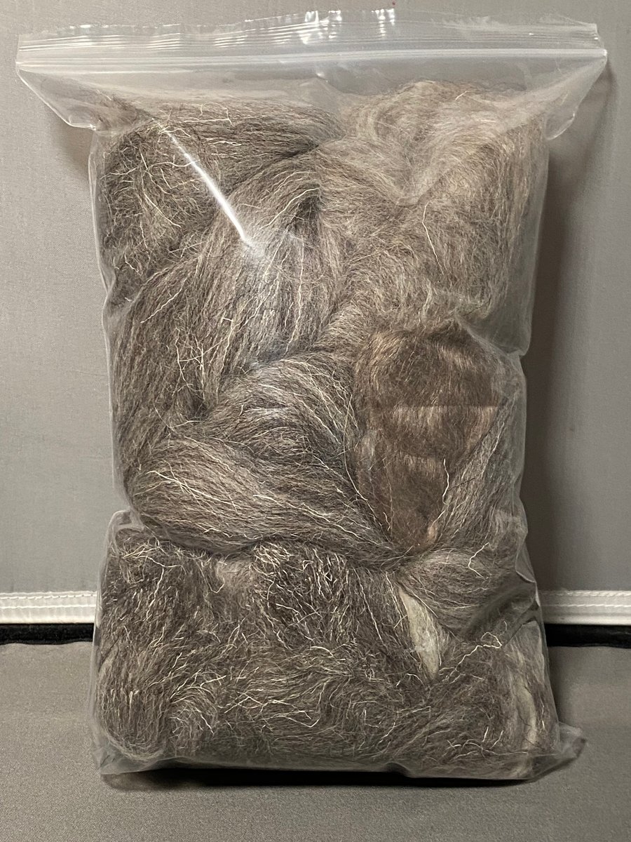 100g natural wool fibres - grey