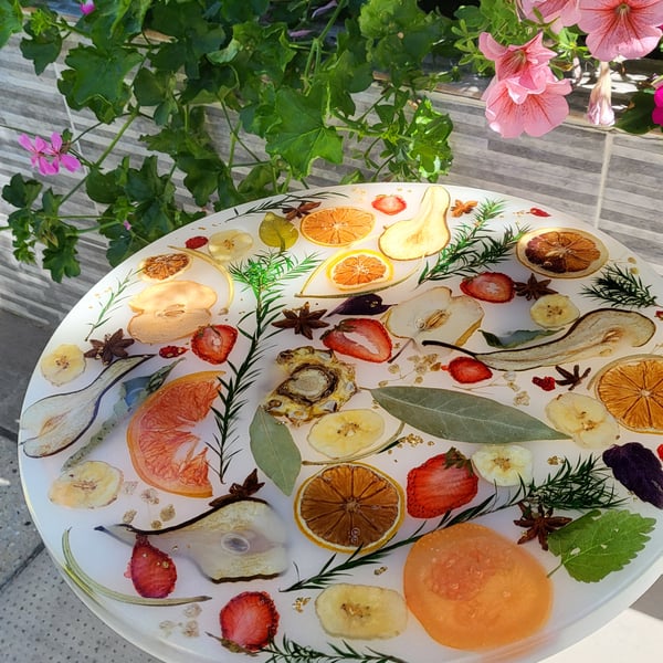 Coffe  table whit real fruits epoxy resin.Handmade,Kitchen,Dining,Gift,Furniture