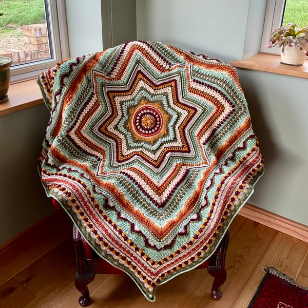 Crocheted blanket Solstice Star