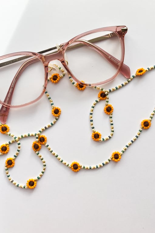 Sunflower Glasses Chain – Beaded Eyewear Cord in Yellow, Green & Gold