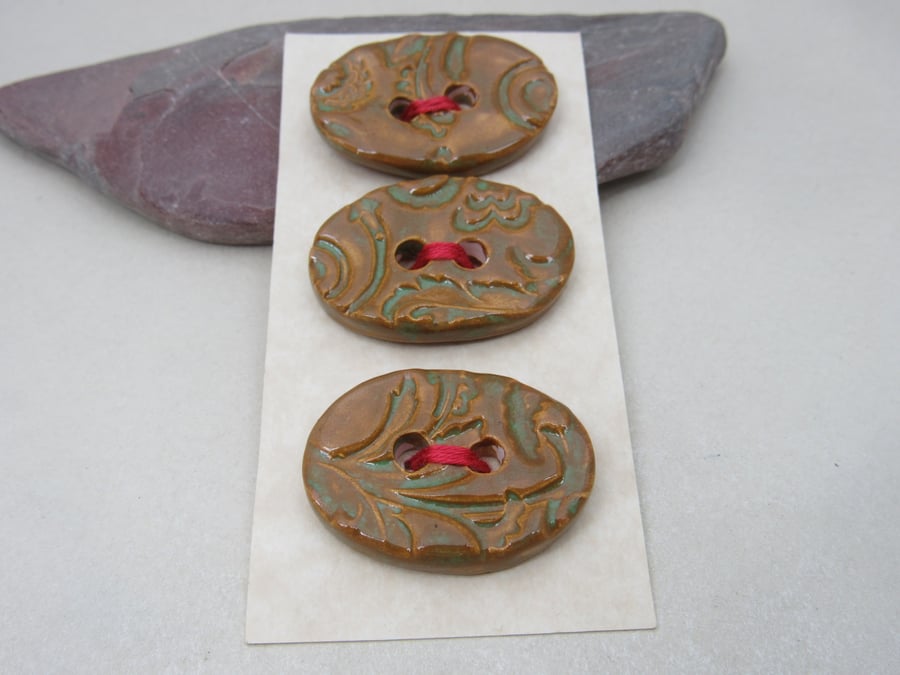 3 Medium Oval Grassland Green Brown Brocade Pattern Ceramic Buttons