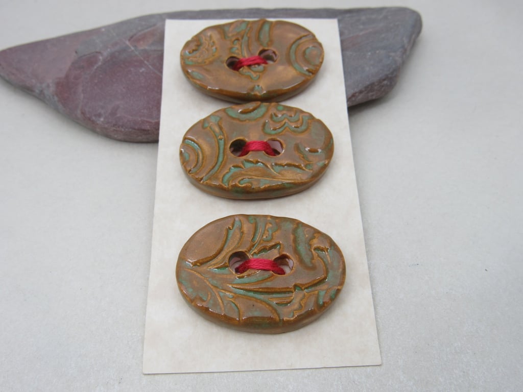 3 Medium Oval Grassland Green Brown Brocade Pattern Ceramic Buttons