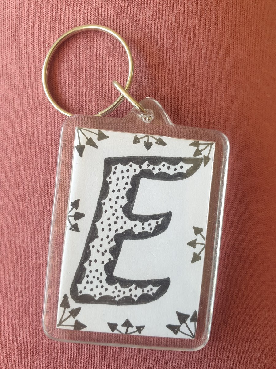 Hand drawn initial "E"  keyring.
