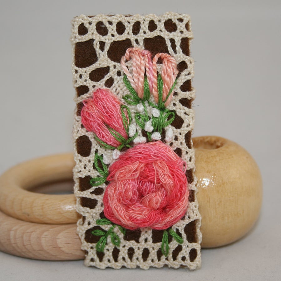 Embroidered Brooch - Blush Roses on Vintage lace