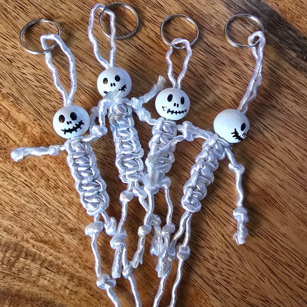 Macrame Skeleton Pumpkin Ghostface Spider Keyrings Bag Accessory 