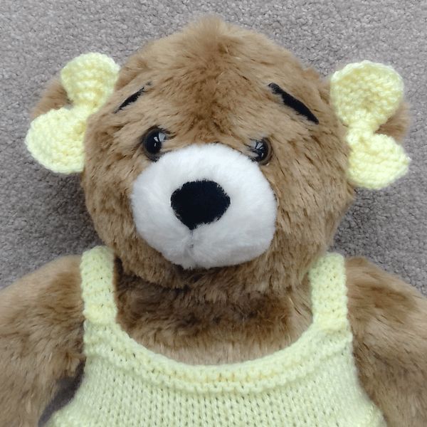 KNITTING PATTERN PDF Lemon Ear Bows for Teddy