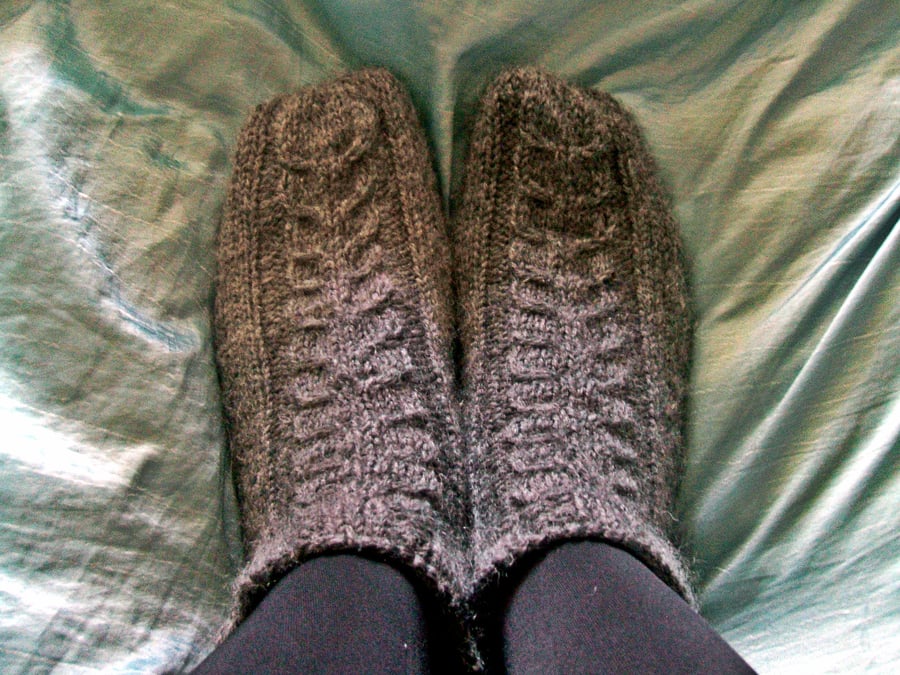 Short Grey Wool Socks Slippers with Cables