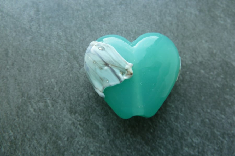 green shard lampwork glass heart bead