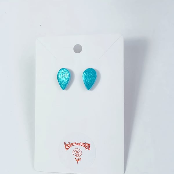 Aquamarine teardrop stud earrings         