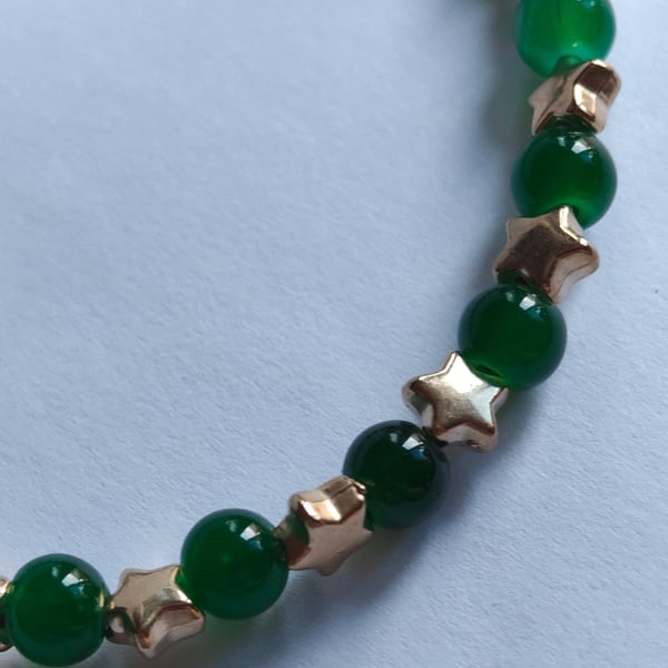 Green Glass & Gold Stars Bead Bracelet 