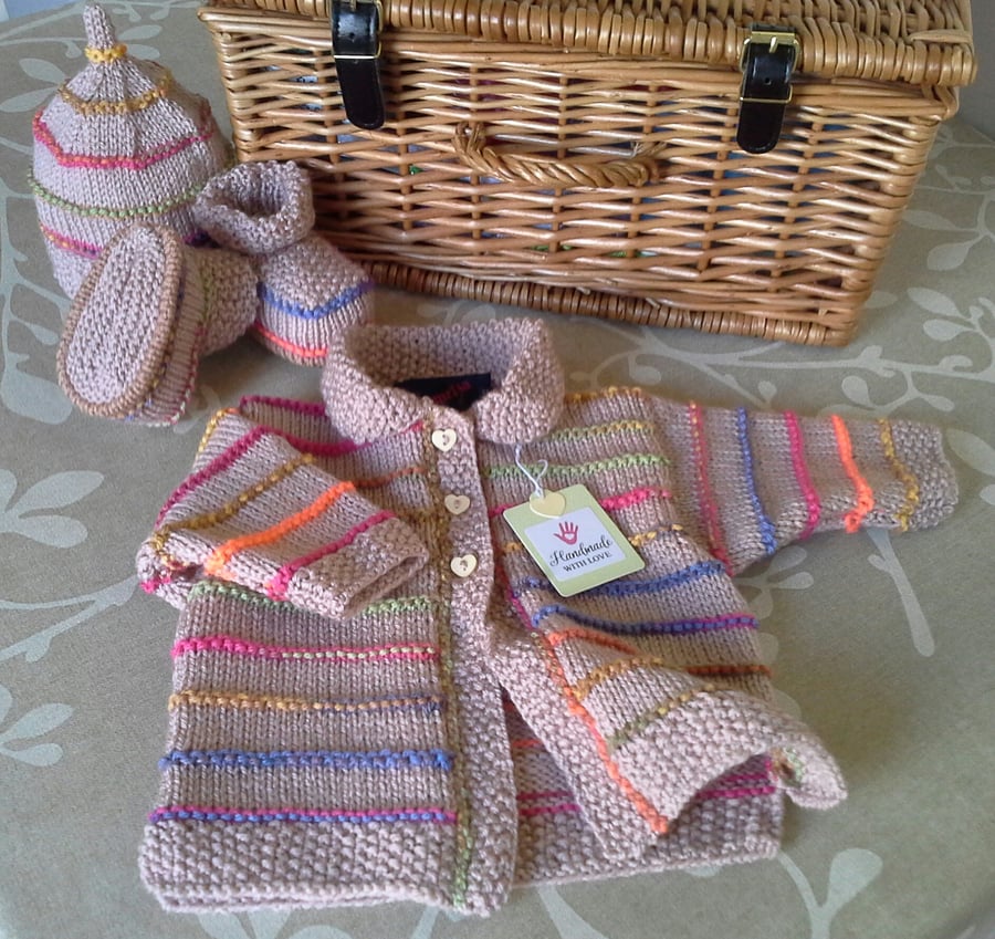 Gender Neutral Baby Layette Set  0-3 months