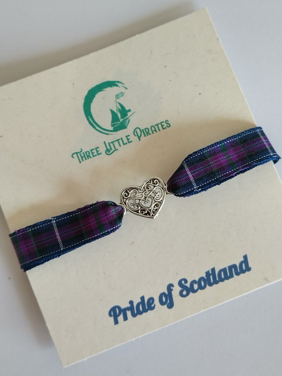 Purple tartan Pride of Scotland Bracelet with love heart charm