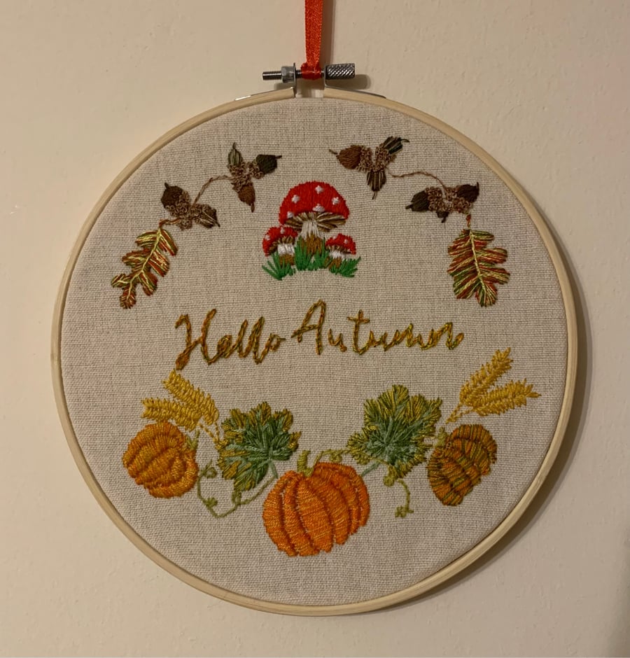 Autumn embroidery hoop