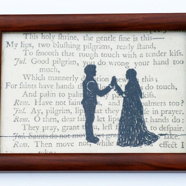 Classic Literature - Shakespeare's Romeo and Juliet Silhouette Framed Embroidery