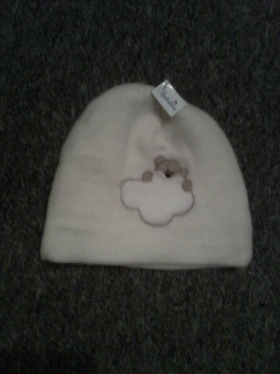 Baby hat in soft fleece fabric -cream with bear image