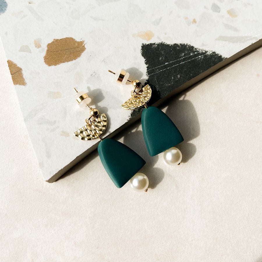 Bold arch studs in Deep Teal 