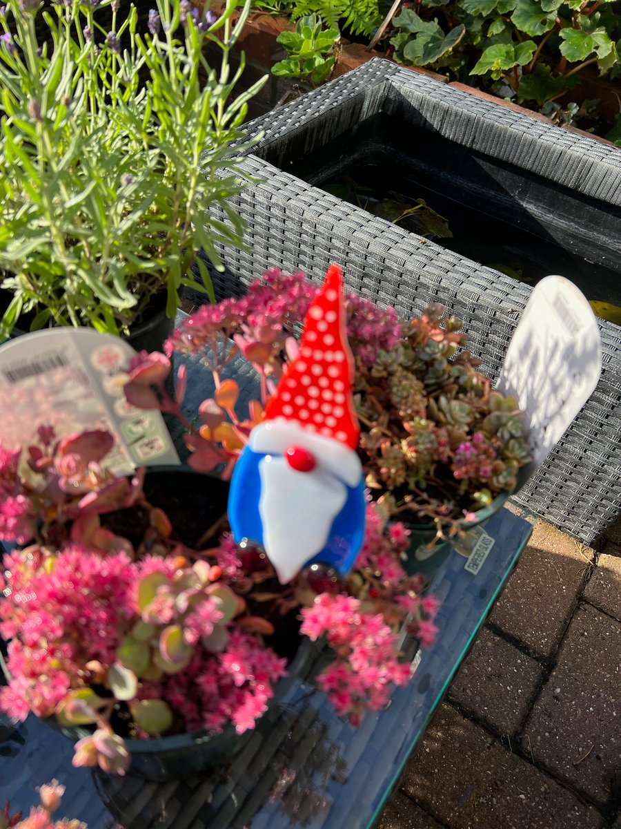 Gnomes flower pot stakes-garden stakes-gnomes- garden gifts-flower pot stakes
