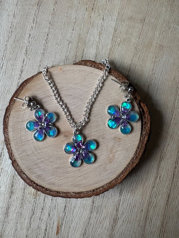 Handmade Ombre Glitter Flower Necklace and Earrings Set Purple Blue