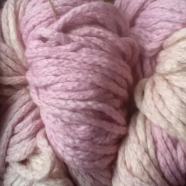 SPECIAL! 300gHand-dyed 100% MERINO WOOL SUPERCHUNKY pale pinks