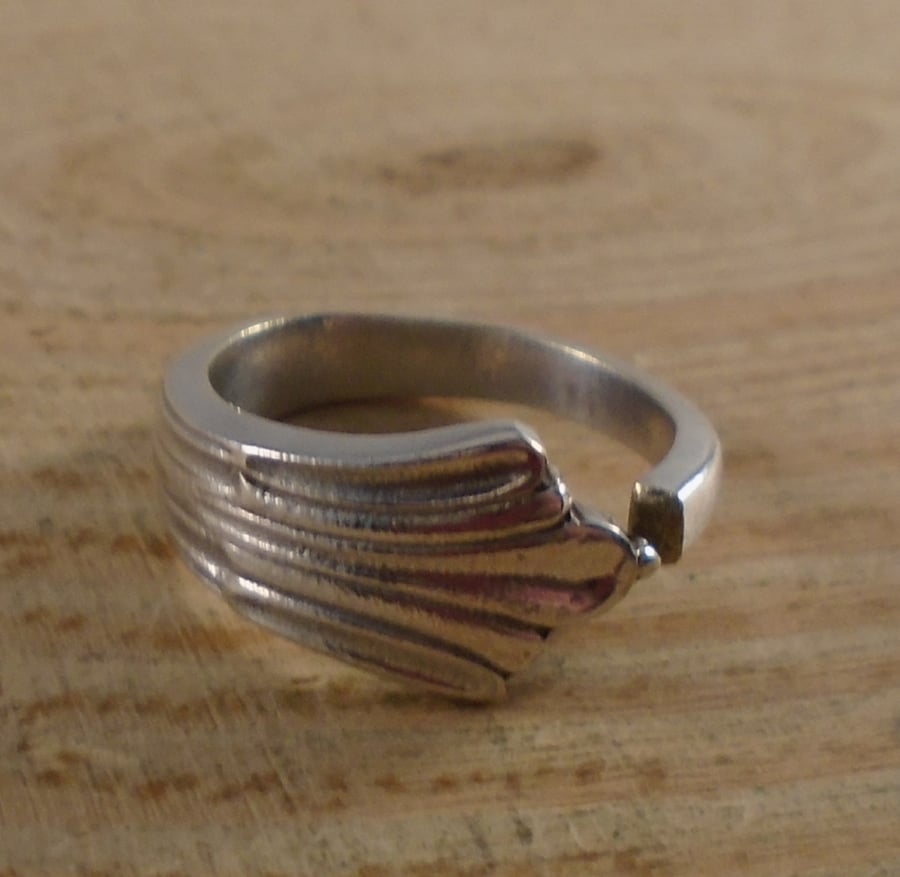 Upcycled Silver Plated Fan Spoon Handle Ring SPR092008