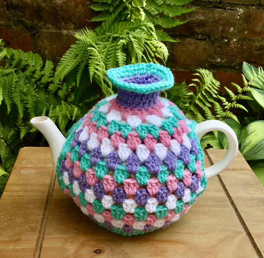 Contemporary Crochet Tea Cosy, Modern Granny Stripe Tea Cozy