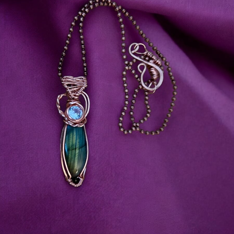 Solid Oxidised Copper Labradorite - Gift Boxed - 18” Ball Chain