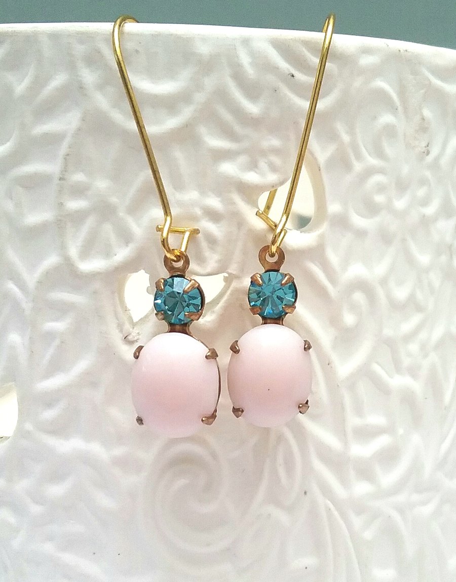 Vintage Glass Earrings...