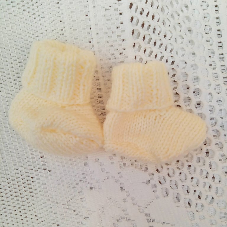 White Knitted Booties for a Premature Baby, Baby Shower Gift, New Baby Gift