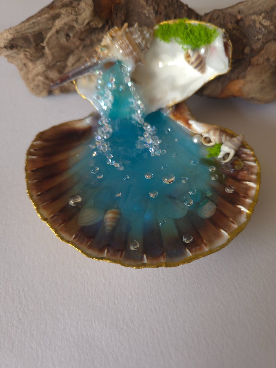 Resin waterfall 