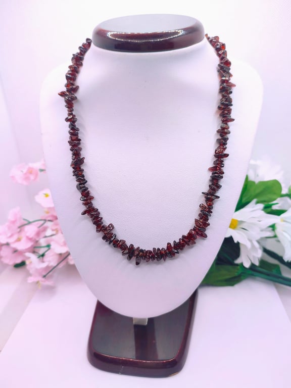 Garnet Chip Beads Necklace
