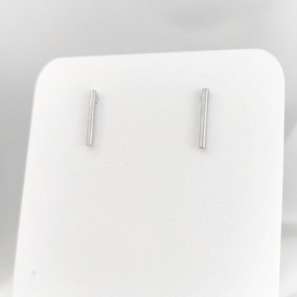 Minimalistic sterling silver earring studs