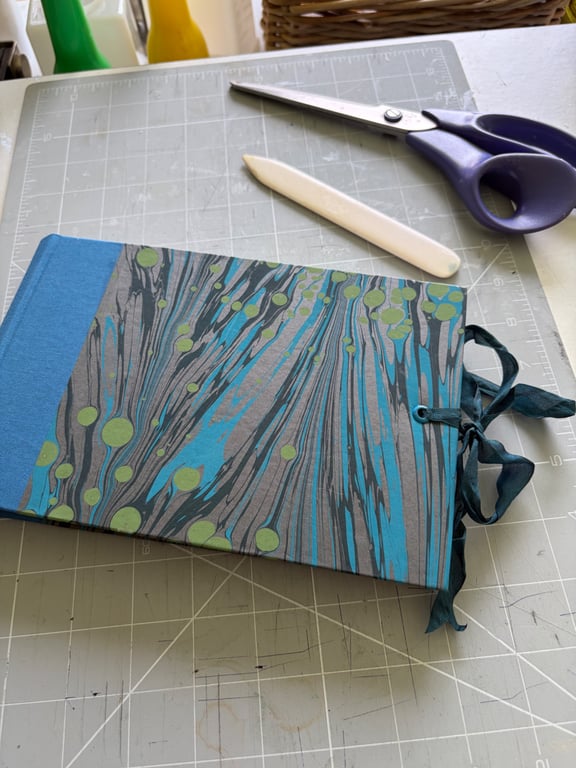 HANDMADE MARBLED A5 SKETCHBOOK