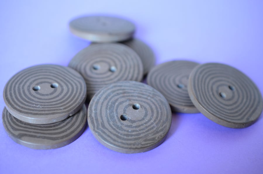 45mm Dark Brown Chocolate Plastic Buttons Extra Large Button (PBXL5)