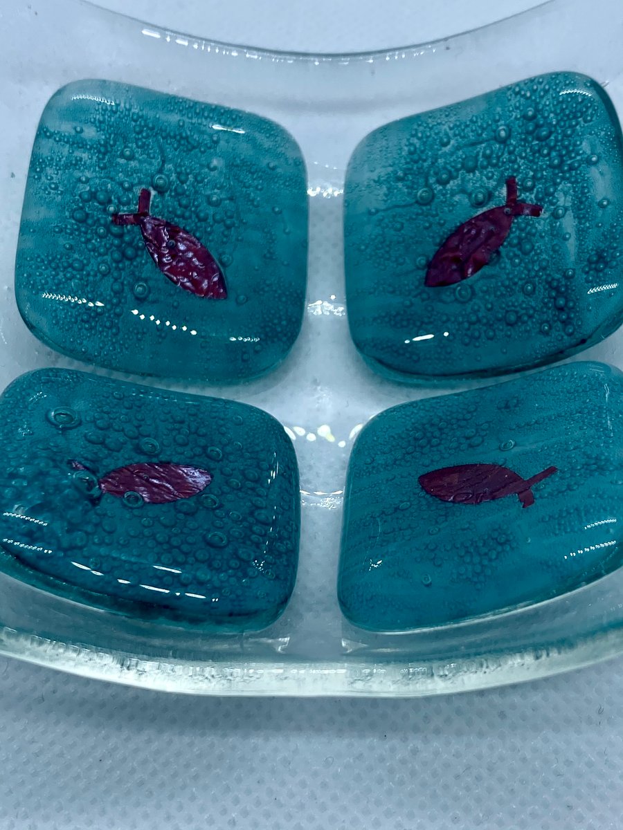 Fused glass trinket or soap dish