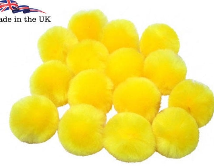20 yellow Pom Poms 25mm Easter chicks Craft supply Made in UK 