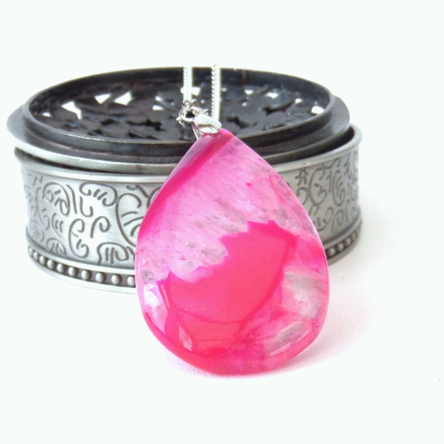 Vivid pink agate druzy necklace