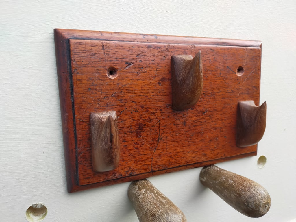 Unique Door Claws Bedroom Hooks