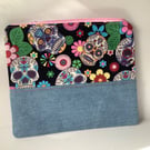Makeup pouch