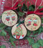 Set of 3 Hand-painted Christmas log slice decorations  - Image 6