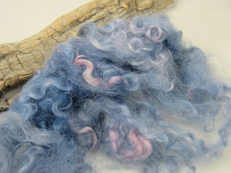 10g Naturally Dyed Blue - Purple Masham Felting Wool