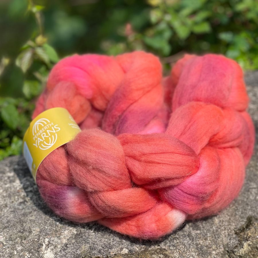 Hand Dyed Cormo Spinning Fibre 100g Summer Berry