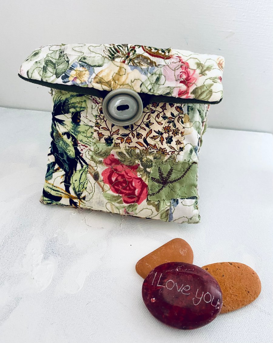 Pretty patched purse, floral fabric purse