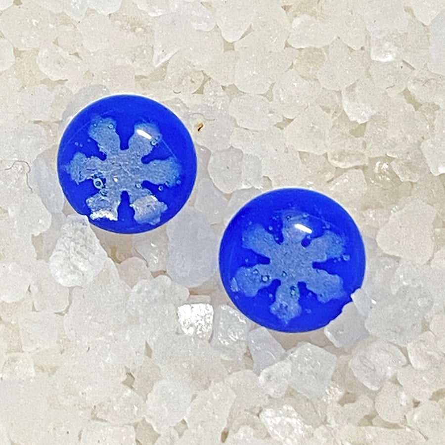 Cobalt Blue Snowflake Glass Stud Earrings 