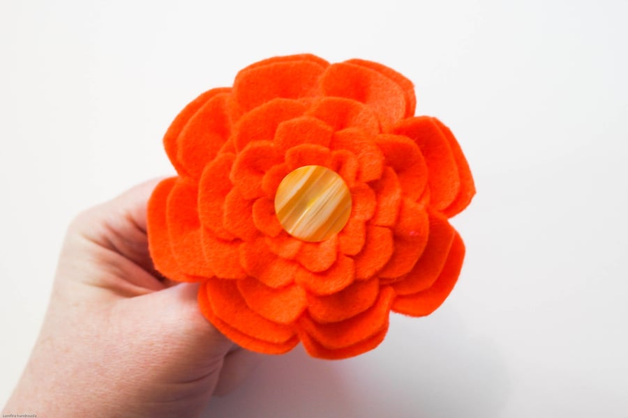 Felt jewellery. Flower corsage. Handmade orange felt flower. Flower pin.