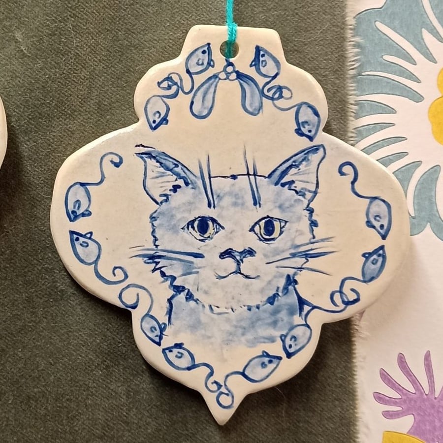 Image of Ceramic flat hanging decoration - cat
